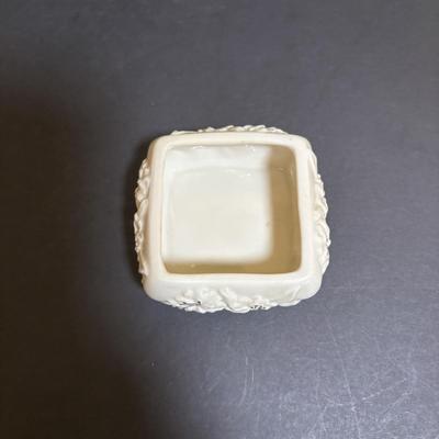 LOT 101: Lenox Collection: Butterfly Meadow Stackable Tea for One including Teapot Tea Pot, Teacup & Teabag Holder, Mickey Mouse,...