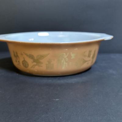 LOT 103: Pyrex Collection: Hamilton Beach White Mixing Bowl, Golden Hearts Casserole w/Warming Cradle, Early American Casserole Dish...