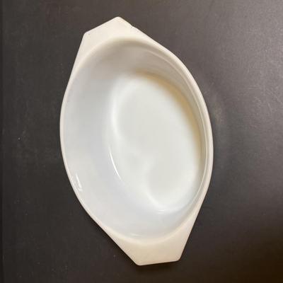 LOT 103: Pyrex Collection: Hamilton Beach White Mixing Bowl, Golden Hearts Casserole w/Warming Cradle, Early American Casserole Dish...