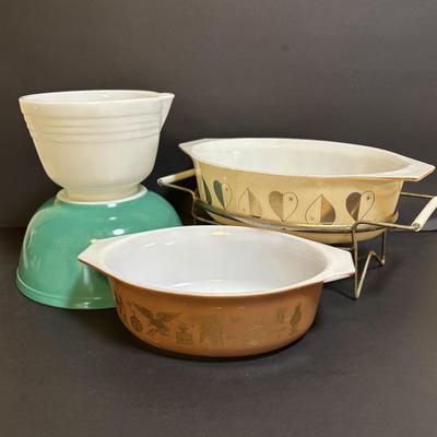 LOT 103: Pyrex Collection: Hamilton Beach White Mixing Bowl, Golden Hearts Casserole w/Warming Cradle, Early American Casserole Dish...