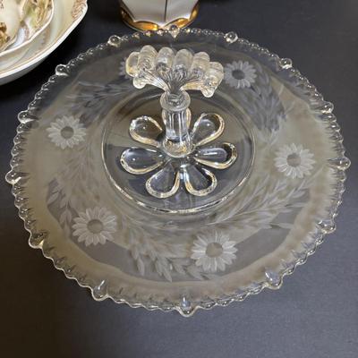 LOT 106: Antique Porcelain OHME Hermann Old Ivory Silesia Germany China, Octagonal Teapot by Gibbons of England, Electric Teapot, Bavaria...