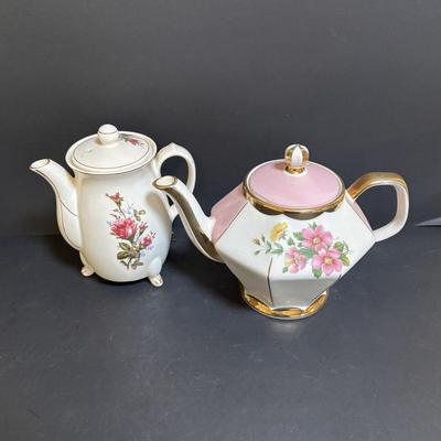 LOT 106: Antique Porcelain OHME Hermann Old Ivory Silesia Germany China, Octagonal Teapot by Gibbons of England, Electric Teapot, Bavaria...