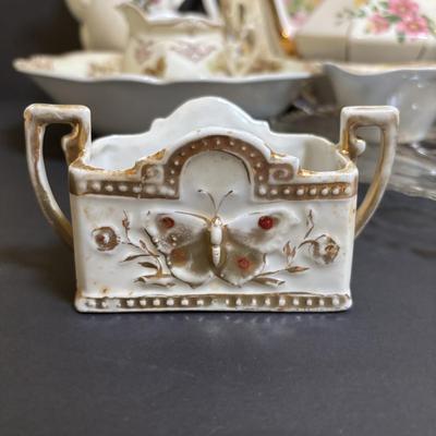 LOT 106: Antique Porcelain OHME Hermann Old Ivory Silesia Germany China, Octagonal Teapot by Gibbons of England, Electric Teapot, Bavaria...