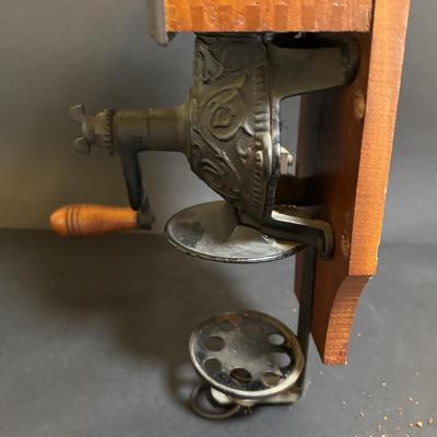 LOT 107: Antique Golden Rule Coffee Grinder Citizen Wholesale Supply Company - Hand Cranked