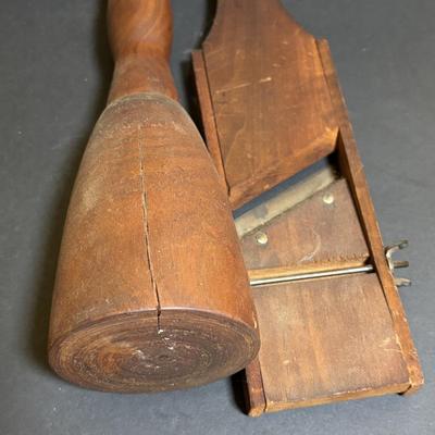 LOT 108: Antique Primitive Wooden Kitchen Tool: Shredder/Slicers, Rolling Pin, Juicer