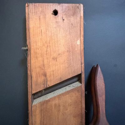 LOT 108: Antique Primitive Wooden Kitchen Tool: Shredder/Slicers, Rolling Pin, Juicer