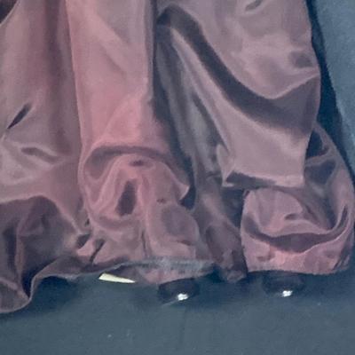 LOT 113: Collection of Wizard of Oz Franklin Heirloom Hand Painted Porcelain Dolls -Wicked Witch of the West, Glinda, Lollipop Boy and...