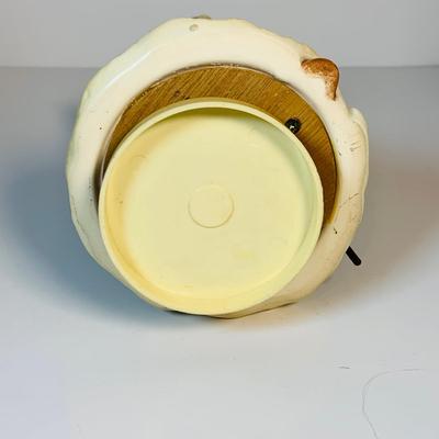 LOT 118: Collection of Irish Santas Including Danbury Mint "Irish Santa" , Lefton Christmas In Killerney Music Box and More