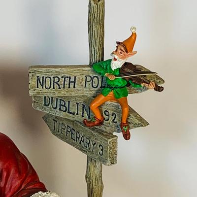 LOT 118: Collection of Irish Santas Including Danbury Mint "Irish Santa" , Lefton Christmas In Killerney Music Box and More