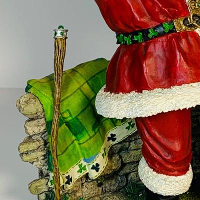 LOT 118: Collection of Irish Santas Including Danbury Mint "Irish Santa" , Lefton Christmas In Killerney Music Box and More