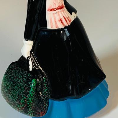 LOT120: Disney Porcelain Figurines and Music Box. Vintage Schmid Snow White and Friends Music Box, Mary Poppens and Cinderella Figurines