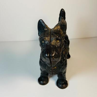 LOT121: Cast Iron Scottie Dog Door Stop