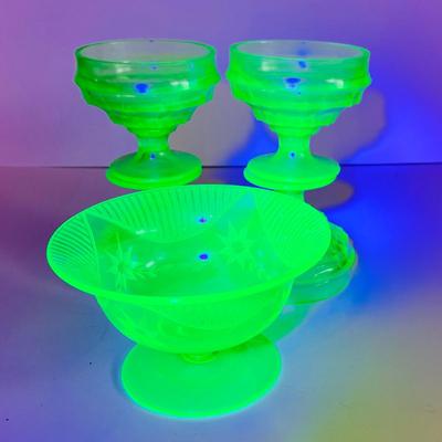 LOT129: Vintage Green Uranium Glass Footed Custard Cups and Footed Etched Candy Dish