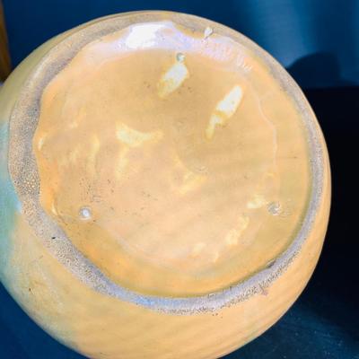 LOT 135: Vintage Small Roseville Crock #346, Art Deco Ceramic Jug with Cork and Stoneware Bean Pot with Lid