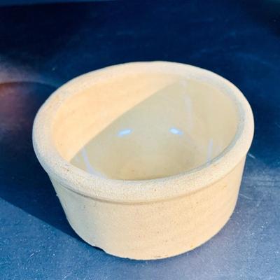 LOT 135: Vintage Small Roseville Crock #346, Art Deco Ceramic Jug with Cork and Stoneware Bean Pot with Lid