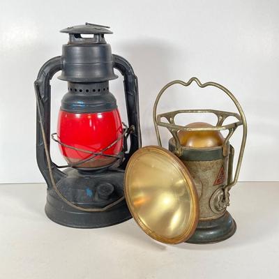 LOT 137: Vintage Delta Powerlite by Delta Electric Company and Dietz Little Wizard Oil Lantern