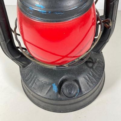 LOT 137: Vintage Delta Powerlite by Delta Electric Company and Dietz Little Wizard Oil Lantern