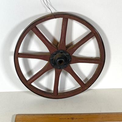 LOT 140: Vintage Syroco Inc Plastic Hanging Horse, Small Wood / Metal Wagon Wheel and Primitive Ice Tpmgs