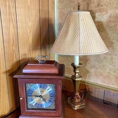 LOT 141: Vintage Bradford Highland S-9 Mantle Clock and Brass Table Lamp