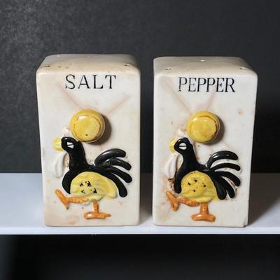 LOT 147: Vintage Salt and Pepper Collection