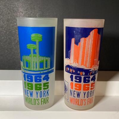 LOT 149: Collection of Seven 1964 - 1965 New York World's Fair Frosted Drinking Glasses / Barware