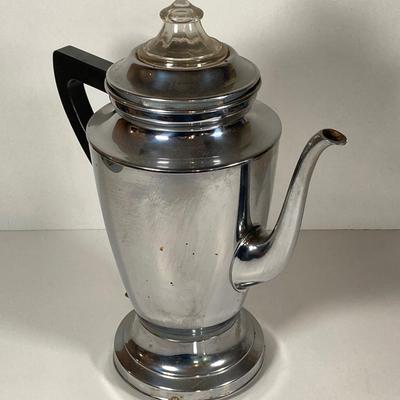 LOT 152: Vintage General Electric Toaster, Manning - Bowman Coffee Percolator, Butter Dish and West Bend Aluminum Cake Serving Tray