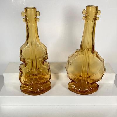 LOT 153: Amber and Green Glass Collection - Nello Gori, Wheaton and More