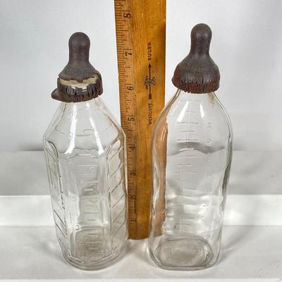 LOT 155: Vintage / Antique Apothecary Bottle Collection