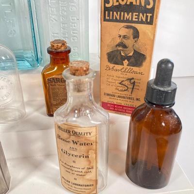 LOT 155: Vintage / Antique Apothecary Bottle Collection