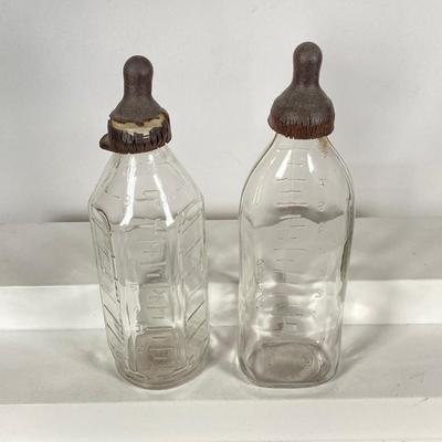 LOT 155: Vintage / Antique Apothecary Bottle Collection