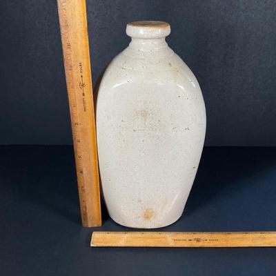 LOT 157: Antique Henderson (Dorchester Pottery Wk's) Foot Warmer Crock