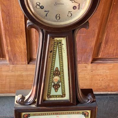 LOT 161: Vintage Alden Eight Day Banjo / George Washington Wall Clock with Key by The Sessions Clock Co