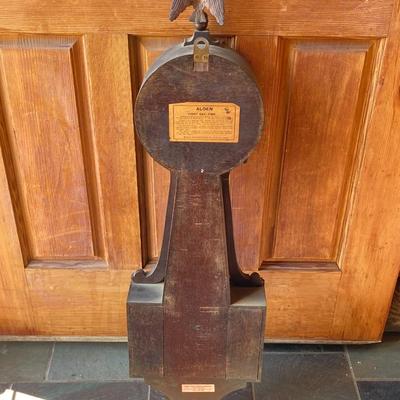 LOT 161: Vintage Alden Eight Day Banjo / George Washington Wall Clock with Key by The Sessions Clock Co