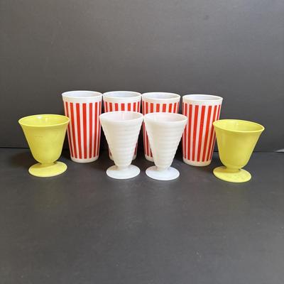 LOT 93: Vintage Hazel Atlas Collections of Glassware: Set of 4 Red Candy Stripe & White Tumblers, Moderntone Platonite...