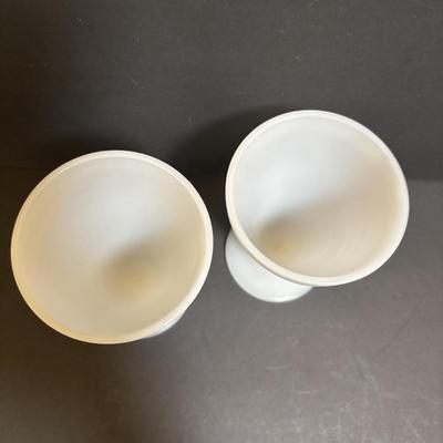 LOT 93: Vintage Hazel Atlas Collections of Glassware: Set of 4 Red Candy Stripe & White Tumblers, Moderntone Platonite...