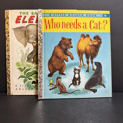 LOT 196: Vintage Fire King Childs Teacups w/Saucers