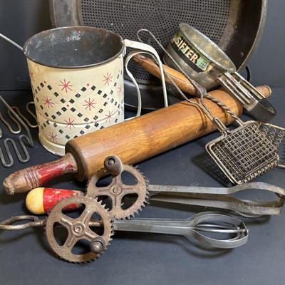 LOT 198: Vintage Country Kitchen Utensils