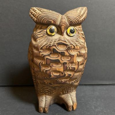 LOT 198: Vintage Wizard/Merlin San Francisco Music Box, Goebel Owls, Snow Owl Decanter, 3 Oil Lamps, Wooden Carved Owl & More