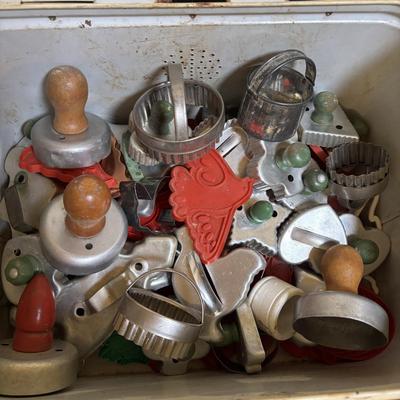 LOT 200: Vintage Metal Bread Box FILLED with Cookie Cutters