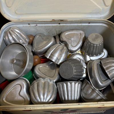 LOT 200: Vintage Metal Bread Box FILLED with Cookie Cutters