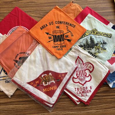 LOT 800: Vintage Boy Scout Bandanas