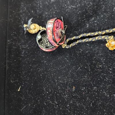 Betsy Johnson Hatbox Necklace