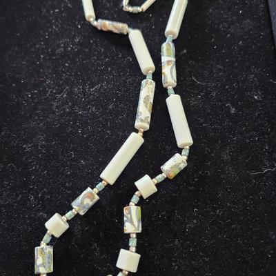 Vintage Chinese floral bead necklace