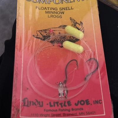 Vtg. Tackle box & tackle