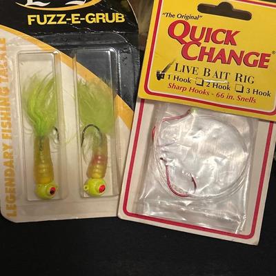 Vtg. Tackle box & tackle