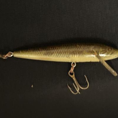 Vtg. Tackle box & tackle