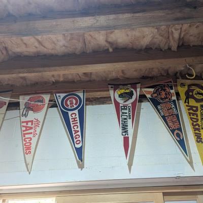 Vintage Sports Pendents Chicago Atlanta Washington Chicago