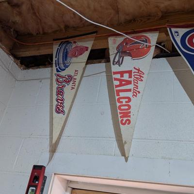 Vintage Sports Pendents Chicago Atlanta Washington Chicago
