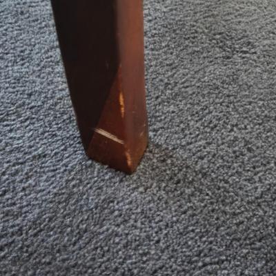 LOT 3L: Broyhill Queen Anne Style Arm Chair with Matching Ottoman