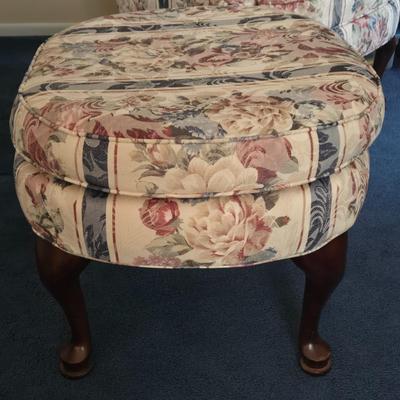 LOT 3L: Broyhill Queen Anne Style Arm Chair with Matching Ottoman